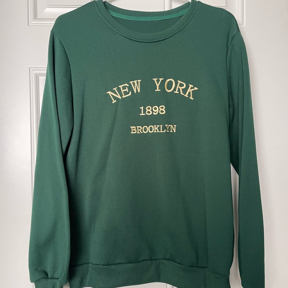 SHEIN Crewneck NWOT